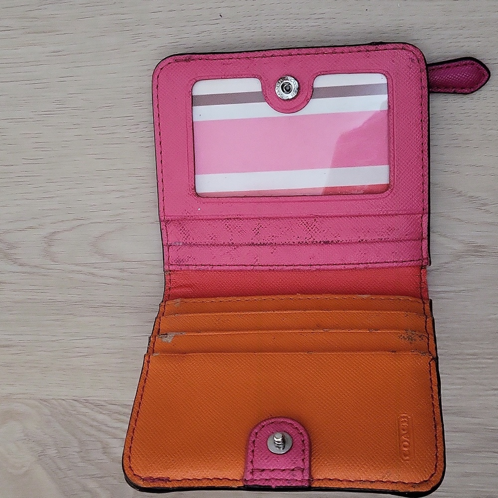 Coach Snap Wallet - Signature Khaki/Saddle w/Striped Interior - Picture 2 of 13